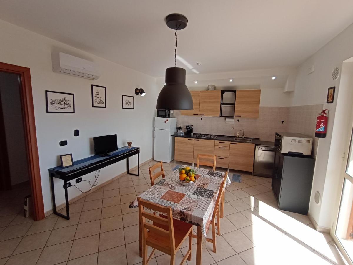 Degli Angioini Holiday Home Caulonia Marina Buitenkant foto